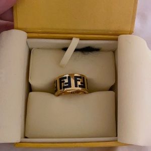 AUTHENTIC fendi gold FF ring size M